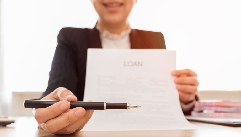 Types of Mortgage Lenders